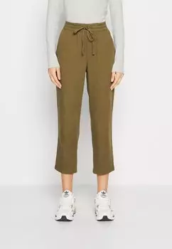 Брюки GAP