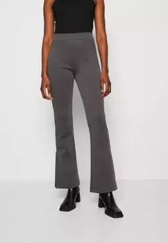 Брюки GAP