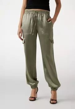 Брюки карго Guess, зеленый