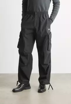 Брюки карго Lacoste, черный