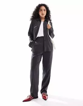 Брюки прямого кроя с язычком ASOS DESIGN в полоску цвета уголь с начесом - МУЛЬТИ