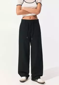 Брюки PULL&BEAR, черный