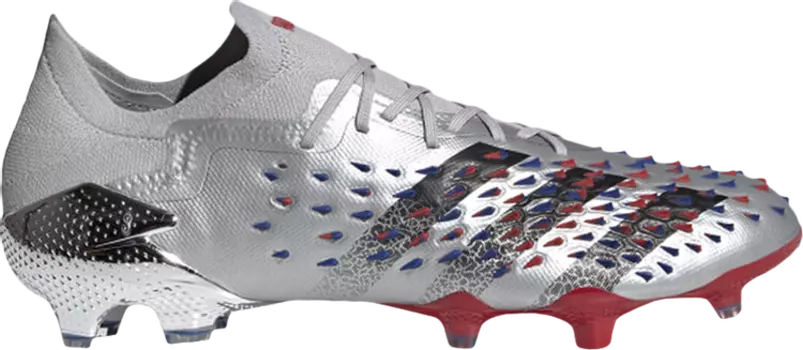Бутсы Adidas Predator Freak.1 FG 'Showpiece Pack', серебряный