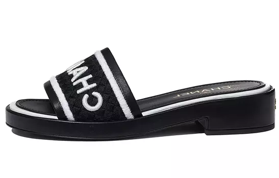 Chanel Шлепанцы Женские