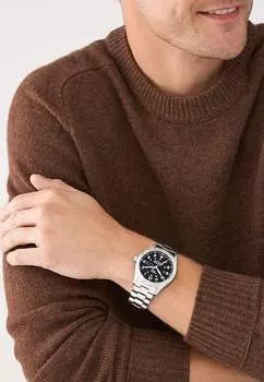 Часы Defender Fossil, нержавеющая сталь и серебро