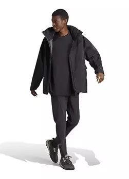 Черная мужская куртка Adidas
