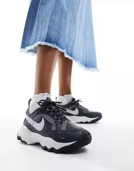Черно-серые кроссовки Nike TC 7900