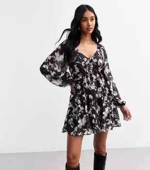 Черное шифоновое мини-платье с цветочным принтом и размытым узором New Look, черный