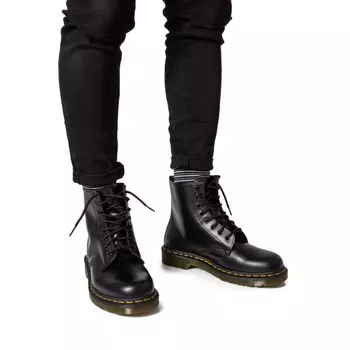 Черные кожаные ботинки Dr. Martens