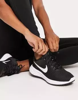 Черные кроссовки Nike Running Revolution 6 Next