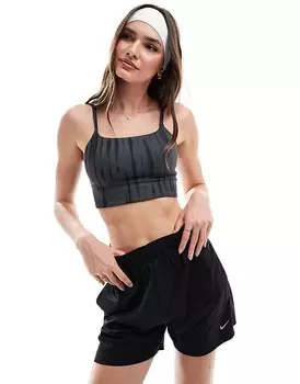Черный спортивный бюстгальтер с легкой поддержкой с принтом Nike Training One