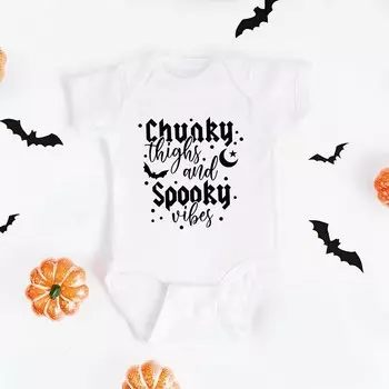 Детское боди с объемными бедрами и принтом Spooky Vibes The Juniper Shop, розовый