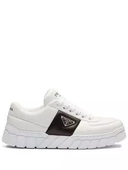 Дутые кроссовки Prada, белый