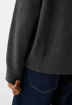 Джемпер V-NECK Bershka, серый
