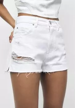 Джинсовые шорты PULL&BEAR, белый