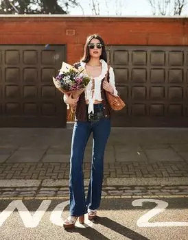 Джинсы Jamie Flare с высокой посадкой насыщенного синего цвета Topshop