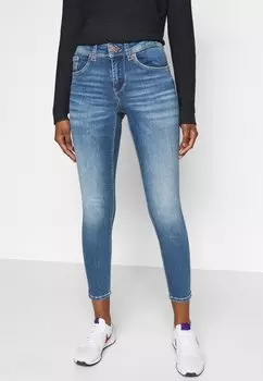 Джинсы облегающего кроя Vero Moda