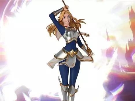 Фигурка League of Legends Lux: The Lady of Luminosity Figure Pen Cmge