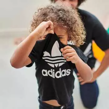 Футболка Adidas DV2829, черный