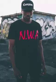 Футболка Mister Tee kurzarm, черный