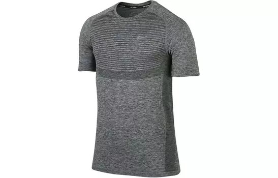Футболка мужская черная/пестрая Nike, черный