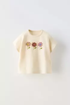 Футболка с цветочной аппликацией ZARA, экрю