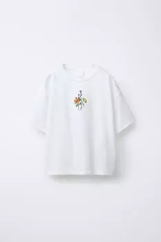 Футболка с цветочным принтом ZARA, белый
