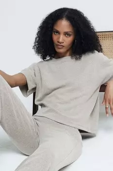 Футболка с круглым вырезом крючком River Island, золотой