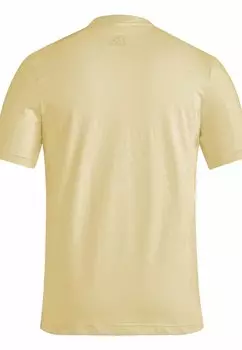 Футболка с принтом Essentials Single Linear Embroidered Logo adidas Sportswear, почти желтая