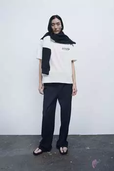Футболка с вышивкой слоганом ZARA, устричный белый