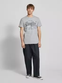 Футболка свободного кроя с этикеткой Superdry