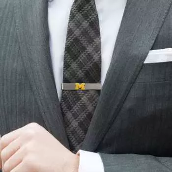 Галстук Cufflinks Michigan Wolverines