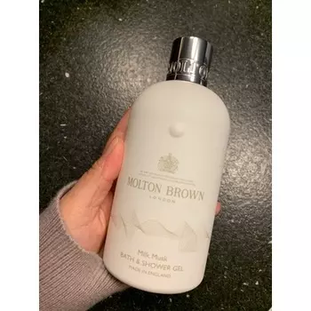 Гель для ванны и душа Molton Brown Milk Musk 300мл