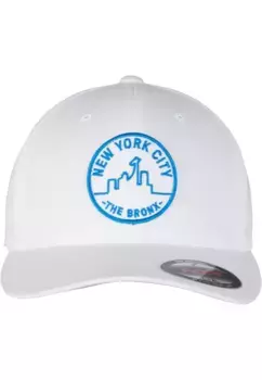 Гибкая кепка Merchcode " Merchcode Unisex NYC Bronx Emblem Flexfit", белый