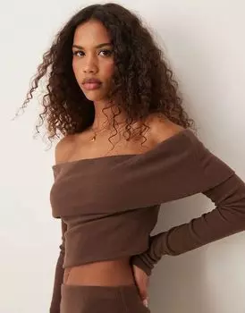 Глубокий топ бардо в шоколадном цвете Miss Selfridge