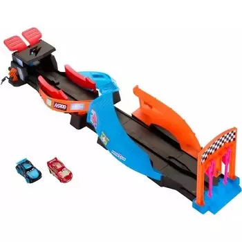Игровой набор Disney Cars Машины светятся в темноте