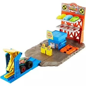 Игровой набор Hot Wheels Monster Trucks Станция грузовиков