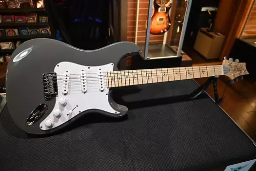 Электрогитара PRS SE Silver Sky Maple - Overland Gray #0956