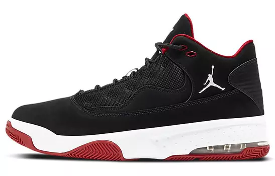 Jordan Max Aura 2 Black Gym Red
