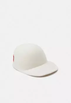 Кепка Felthat MAX&Co., белый
