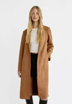 Классическое пальто Stradivarius, цвет camel