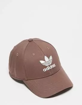 Коричневая кепка с трилистником adidas