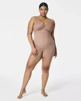 Короткие брюки с завышенной талией Spanx, бежевый