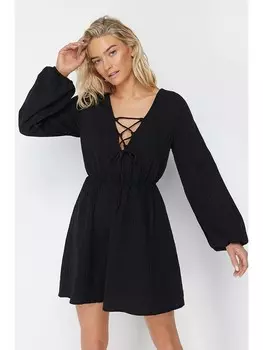 Короткое платье trendyol, черный