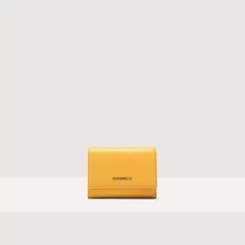 Кошелек Coccinelle Metallic Soft, цвет Soleado
