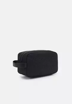Косметичка Remote Washbag Unisex Calvin Klein, черная
