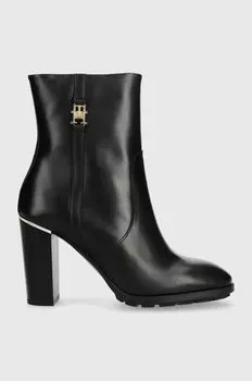 Кожаные ботильоны FEMININE TH HARDWARE BOOTIE Tommy Hilfiger, черный