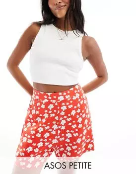 Красные шорты с цветочным принтом ASOS DESIGN Petite