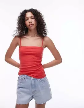 Красный топ Topshop – на тонких бретельках