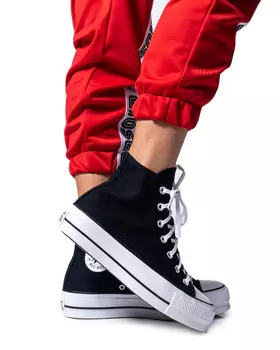 Кроссовки Converse